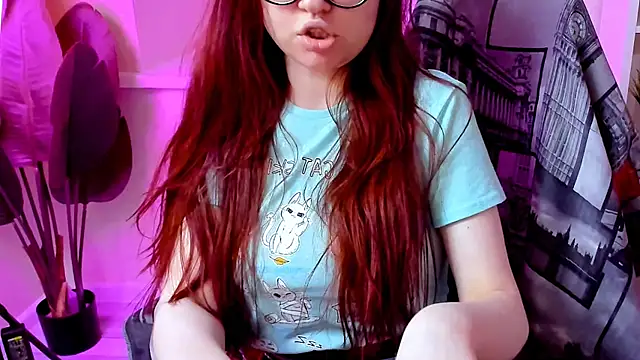 CarolGiggly online show from April 16, 2026, 12:39 pm