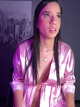 Snapshot of Praga_Pink chatting on December 7, 2024, 11:45 pm Praga Pink online show from December 7, 2024, 11:45 pm