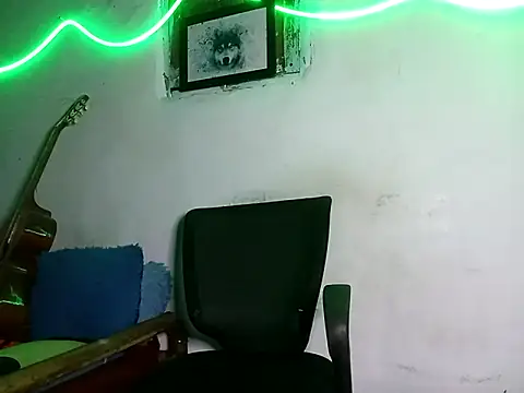 628-andrew online show from October 2, 2025, 12:17 am