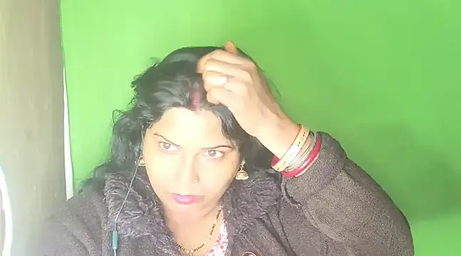 Snapshot of mamoni91 chatting on January 6, 2025, 5:06 pm mamoni91 online show from January 6, 2025, 5:06 pm