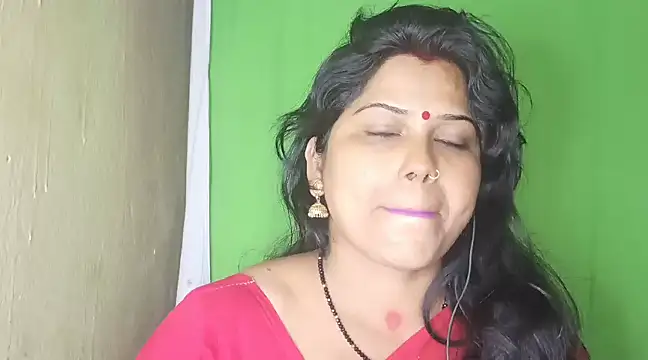 Snapshot of mamoni91 chatting on February 6, 2025, 5:40 pm mamoni91 online show from February 6, 2025, 5:40 pm