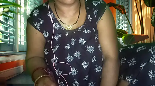 Snapshot of mamoni91 chatting on March 20, 2025, 1:02 am mamoni91 online show from March 20, 2025, 1:02 am