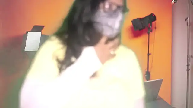 Snapshot of mamoni91 chatting on September 30, 2025, 3:11 am mamoni91 online show from September 30, 2025, 3:11 am