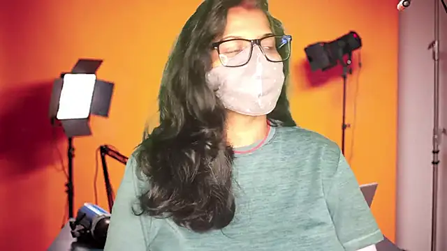 Snapshot of mamoni91 chatting on October 22, 2025, 2:45 am mamoni91 online show from October 22, 2025, 2:45 am