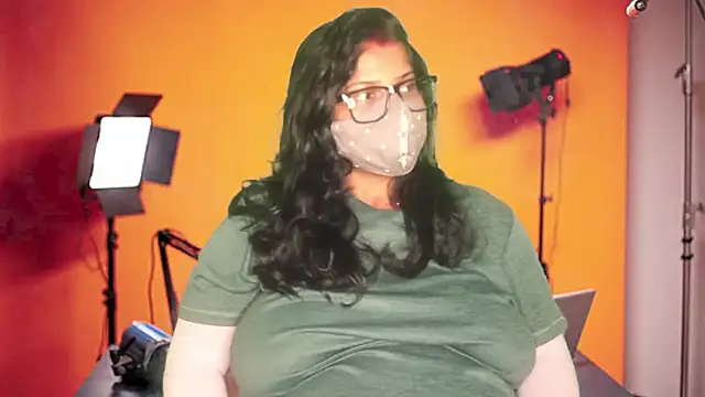 Snapshot of mamoni91 chatting on October 30, 2025, 3:19 am mamoni91 online show from October 30, 2025, 3:19 am