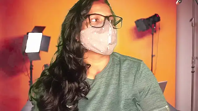 Snapshot of mamoni91 chatting on November 5, 2025, 3:28 am mamoni91 online show from November 5, 2025, 3:28 am