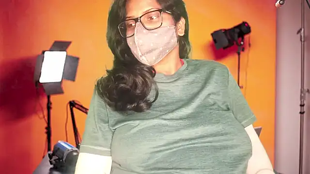 Snapshot of mamoni91 chatting on November 13, 2025, 4:50 pm mamoni91 online show from November 13, 2025, 4:50 pm