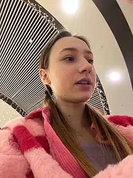 Snapshot of Lia__Love chatting on December 27, 2024, 12:12 pm Lia Love online show from December 27, 2024, 12:12 pm