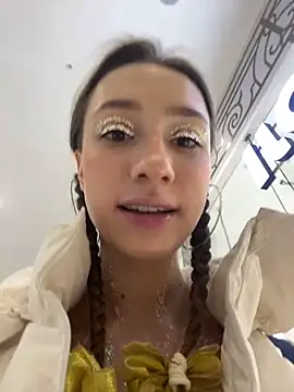 Snapshot of Lia__Love chatting on December 31, 2024, 9:10 am Lia Love online show from December 31, 2024, 9:10 am
