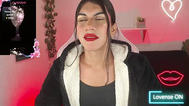 Snapshot of Tefy_bratz chatting on January 12, 2025, 12:23 pm Tefy bratz online show from January 12, 2025, 12:23 pm