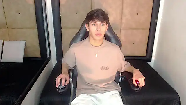 Snapshot of will_star_x chatting on September 25, 2025, 12:53 pm will star x online show from September 25, 2025, 12:53 pm