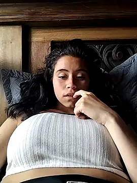 Alexandra 65 online show from October 28, 2025, 3:47 pm