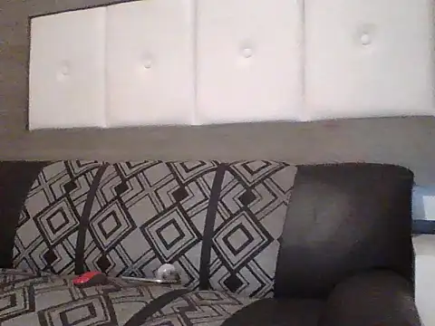 oiram27 online show from November 18, 2025, 7:51 pm