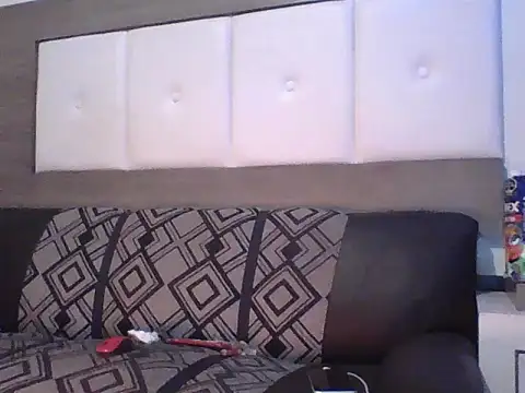 oiram27 online show from November 24, 2025, 1:27 am