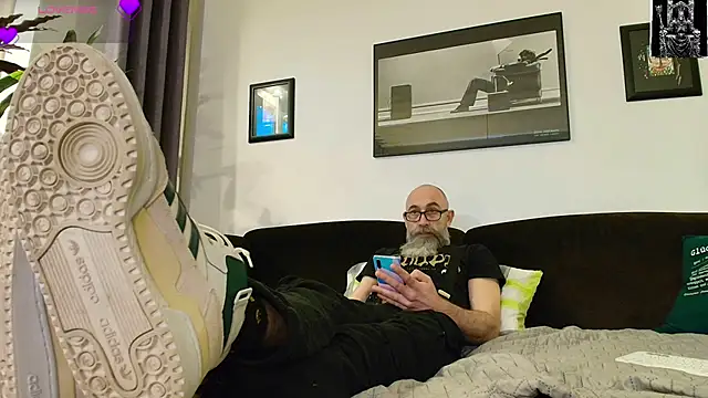 Kingsscepter online show from February 23, 2025, 5:29 pm