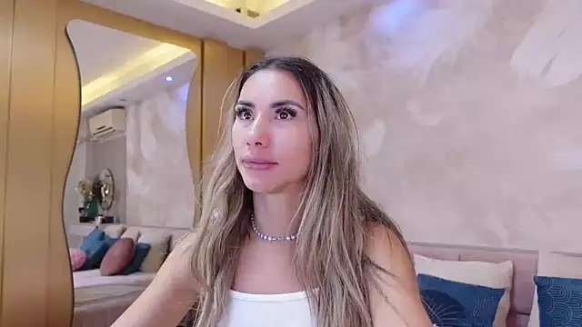 JullyBlair online show from October 16, 2025, 4:13 am