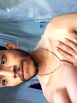 skinnyyyyyyyyy online show from March 2, 2025, 7:21 am