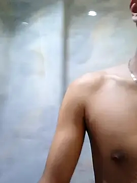 skinnyyyyyyyyy online show from October 9, 2025, 4:21 am