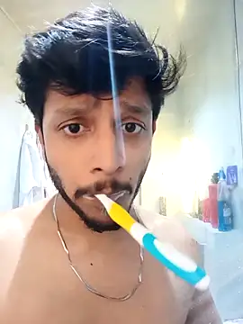 skinnyyyyyyyyy online show from February 12, 2026, 4:40 am