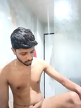 skinnyyyyyyyyy online show from April 7, 2026, 3:40 am