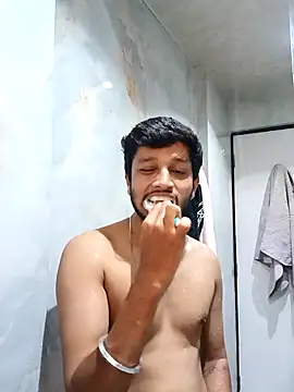 skinnyyyyyyyyy online show from June 26, 2026, 4:28 am