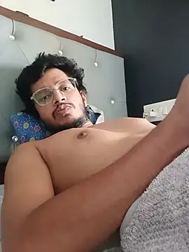 skinnyyyyyyyyy online show from July 24, 2026, 6:22 am