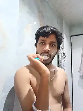 skinnyyyyyyyyy online show from July 25, 2026, 4:10 am
