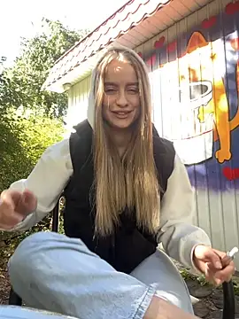 alexa glory online show from September 25, 2025, 9:57 am