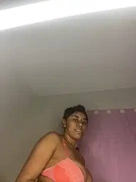 Snapshot of India_grelo_grande chatting on October 19, 2025, 6:30 pm India grelo grande online show from October 19, 2025, 6:30 pm