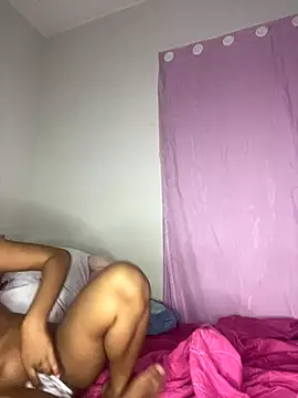 Snapshot of India_grelo_grande chatting on October 23, 2025, 6:45 am India grelo grande online show from October 23, 2025, 6:45 am