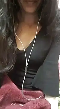 Snapshot of Sanjana-Mehar chatting on January 9, 2025, 11:56 pm Sanjana-Mehar online show from January 9, 2025, 11:56 pm