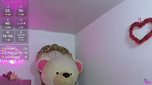 Jazmin tay online show from February 18, 2025, 1:43 am