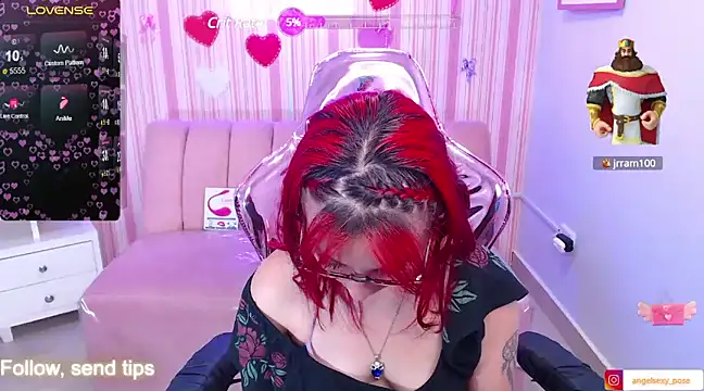 abril ch  online show from January 10, 2025, 2:02 pm