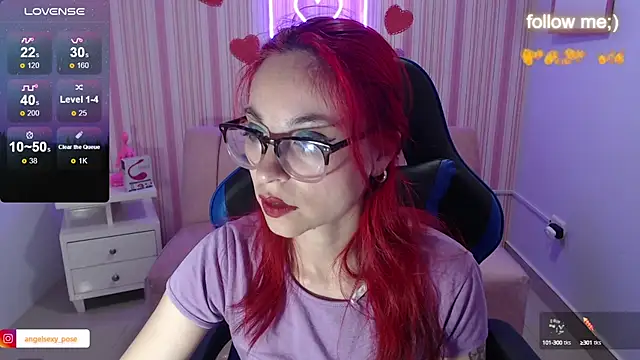 abril ch  online show from March 18, 2025, 10:57 am