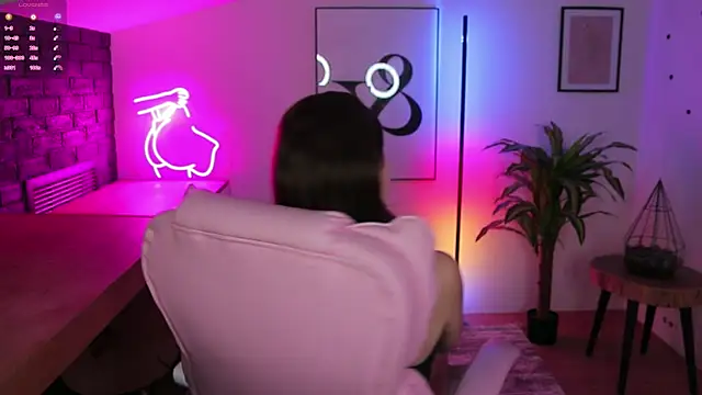 Hailey Green online show from February 3, 2025, 2:03 am