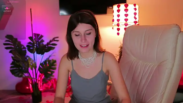 Hailey Green online show from February 14, 2025, 4:37 am