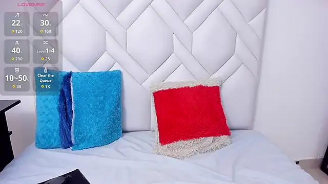 Snapshot of Analia18_ chatting on November 7, 2025, 1:22 pm Analia18 online show from November 7, 2025, 1:22 pm