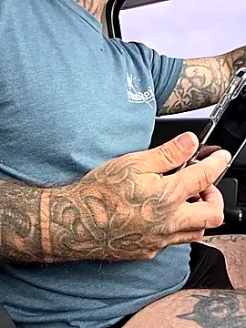 Snapshot of dadbod1178 chatting on November 6, 2025, 6:20 pm dadbod1178 online show from November 6, 2025, 6:20 pm