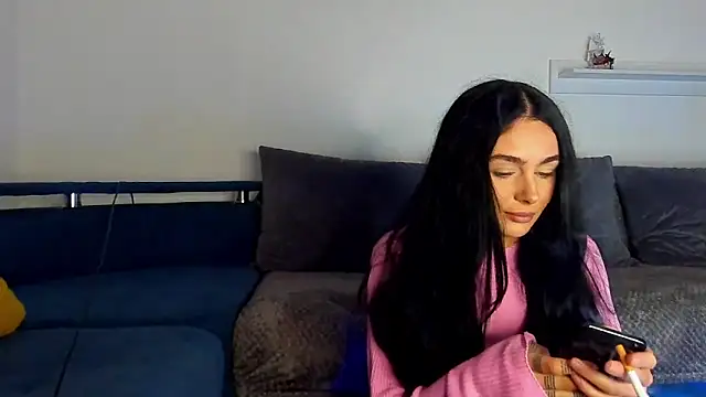 Snapshot of IvyKaelani chatting on January 15, 2025, 4:32 pm IvyKaelani online show from January 15, 2025, 4:32 pm