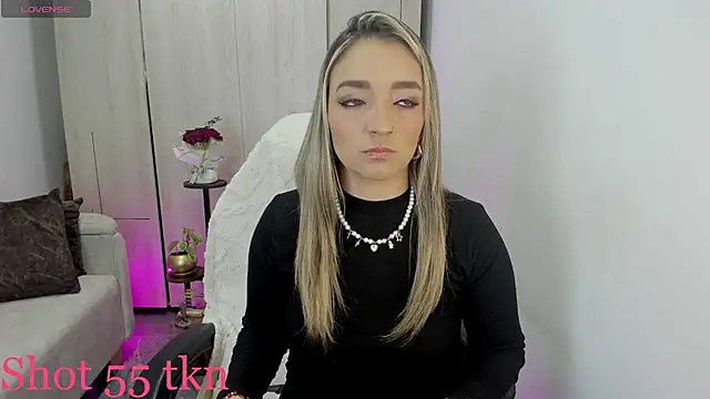 Snapshot of Katapinter chatting on February 21, 2026, 9:49 pm Katapinter online show from February 21, 2026, 9:49 pm