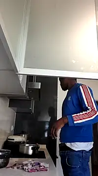 Snapshot of PauMascarado chatting on December 12, 2024, 11:40 am PauMascarado online show from December 12, 2024, 11:40 am