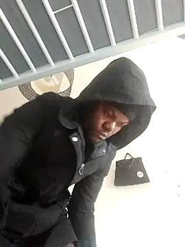 Snapshot of PauMascarado chatting on January 3, 2025, 12:30 pm PauMascarado online show from January 3, 2025, 12:30 pm