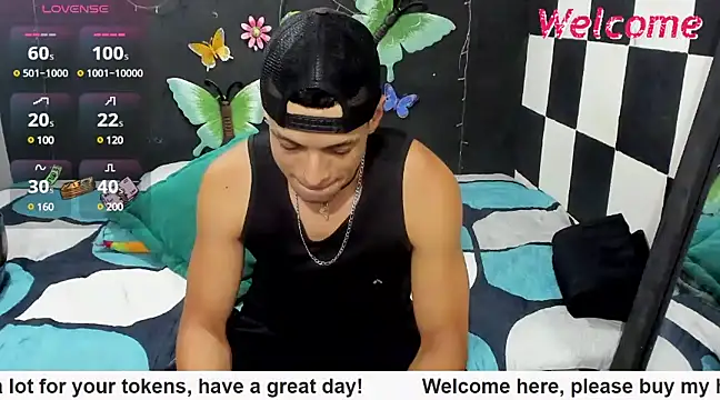 MikeRose94 online show from March 14, 2025, 7:01 pm