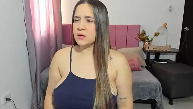 EmmyGray online show from November 29, 2025, 7:28 pm