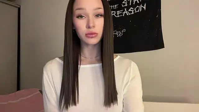 Snapshot of ur_molly chatting on November 10, 2025, 12:59 pm ur molly online show from November 10, 2025, 12:59 pm