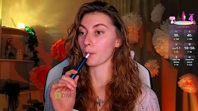 lady curls online show from April 5, 2026, 9:12 pm