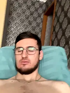 Snapshot of GrahamSouth chatting on December 3, 2024, 5:53 am GrahamSouth online show from December 3, 2024, 5:53 am