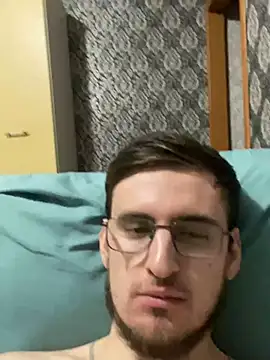 Snapshot of GrahamSouth chatting on December 6, 2024, 1:55 pm GrahamSouth online show from December 6, 2024, 1:55 pm