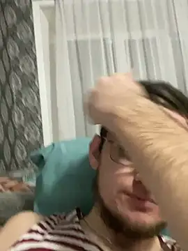 Snapshot of GrahamSouth chatting on December 8, 2024, 4:28 pm GrahamSouth online show from December 8, 2024, 4:28 pm