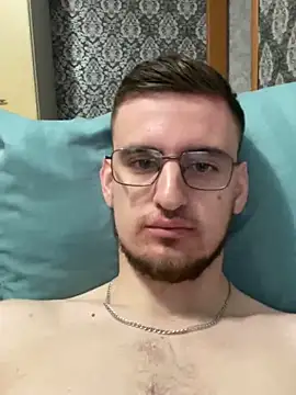 Snapshot of GrahamSouth chatting on December 19, 2024, 3:18 am GrahamSouth online show from December 19, 2024, 3:18 am